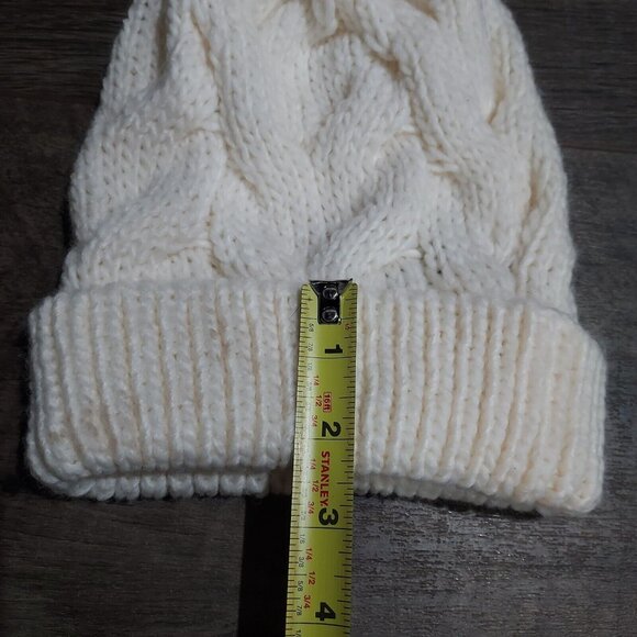 Express Fuzzy Pom Pom Beanie Cableknit Toboggan Hat  Cream New With Tags - Picture 11 of 11